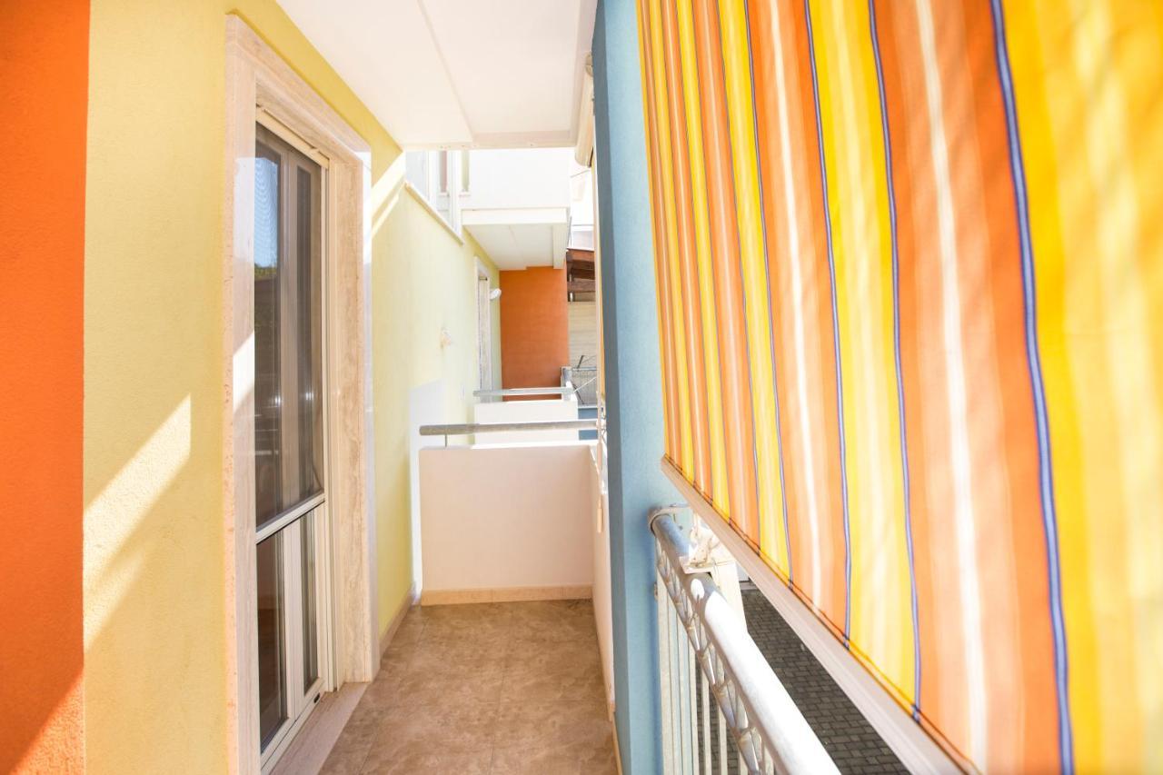 La Finestra Blu Apartamento Marina di Ginosa Exterior foto